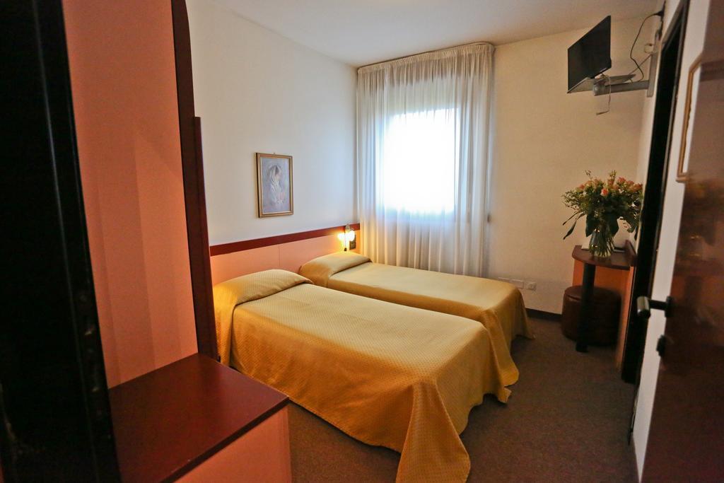 Hotel Due Ragni فيلّوربا المظهر الخارجي الصورة