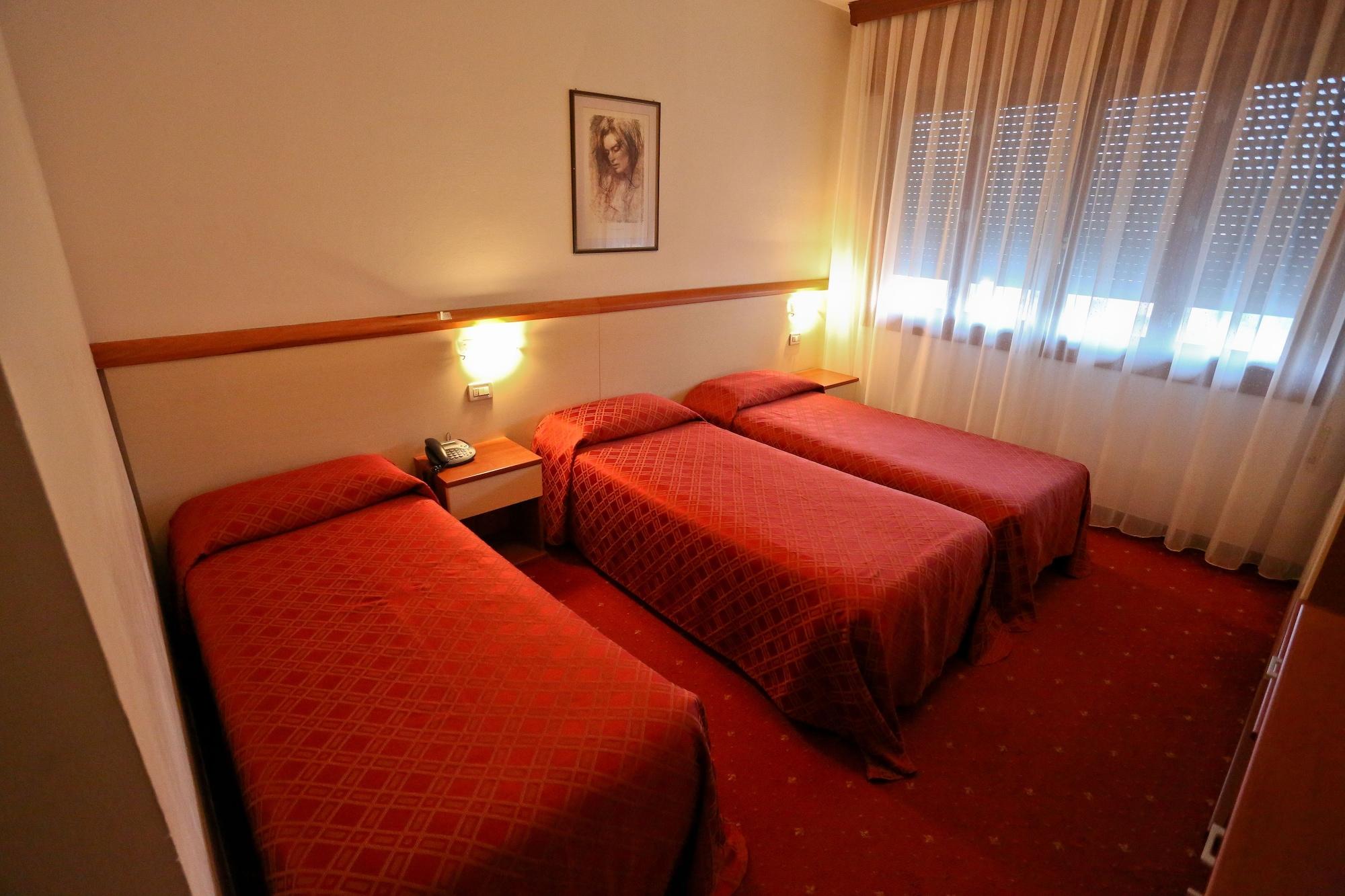 Hotel Due Ragni فيلّوربا المظهر الخارجي الصورة