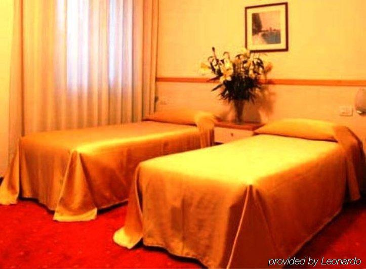 Hotel Due Ragni فيلّوربا المظهر الخارجي الصورة